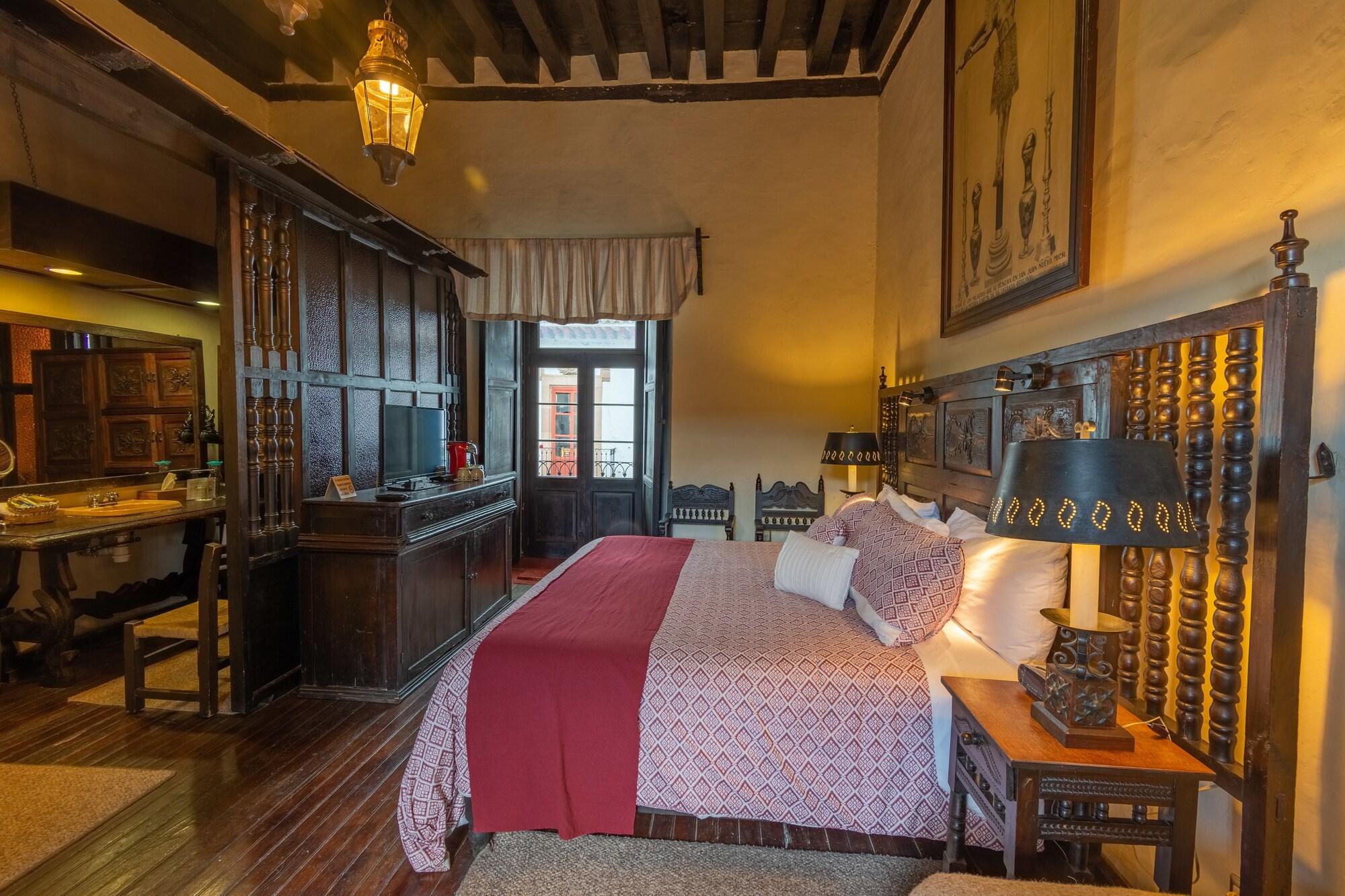 Hotel Mansion Iturbe Pátzcuaro Esterno foto