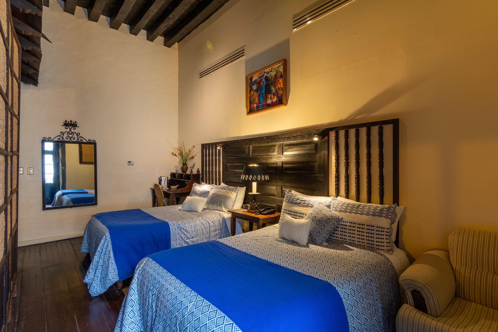 Hotel Mansion Iturbe Pátzcuaro Esterno foto