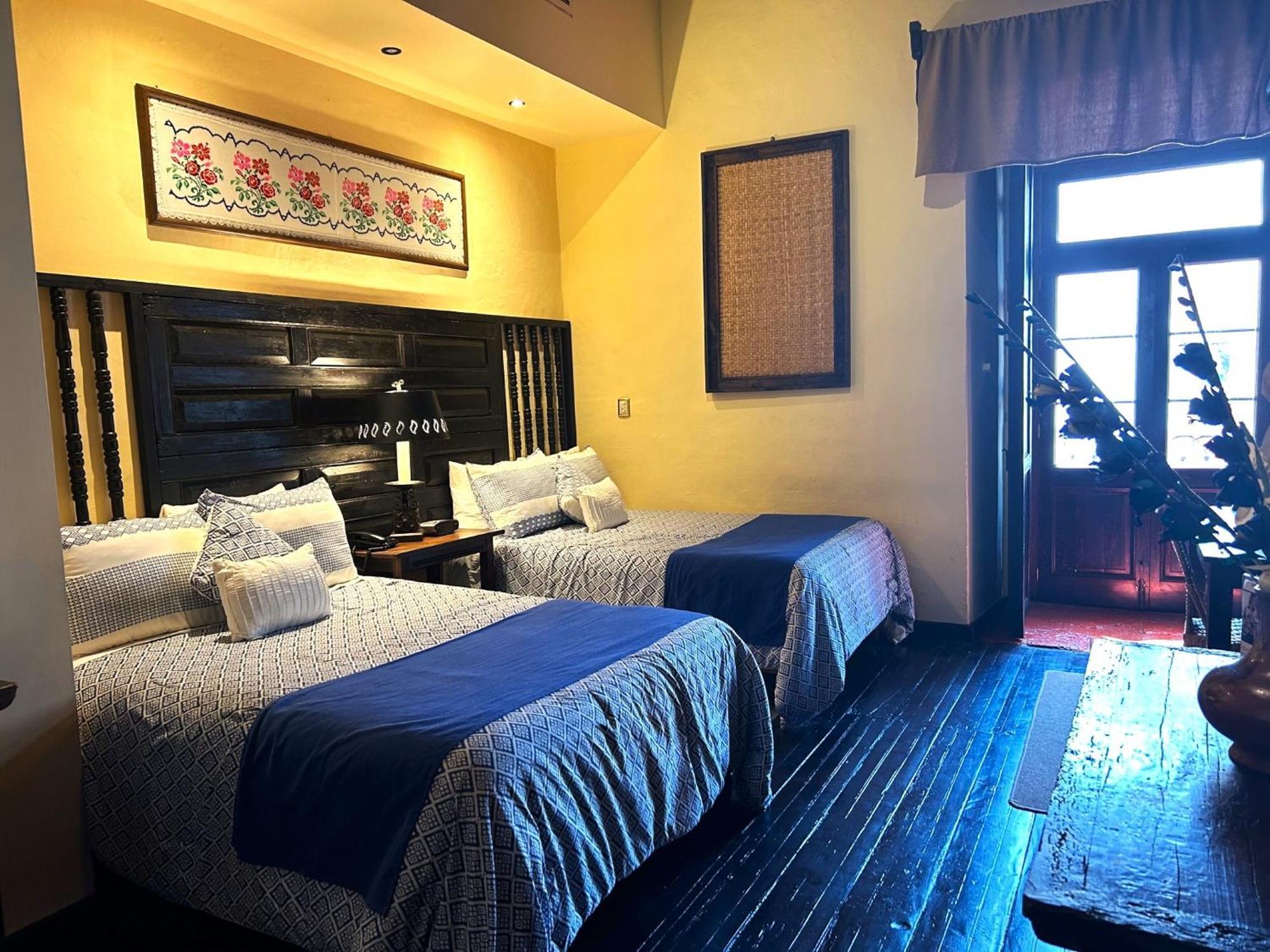 Hotel Mansion Iturbe Pátzcuaro Esterno foto